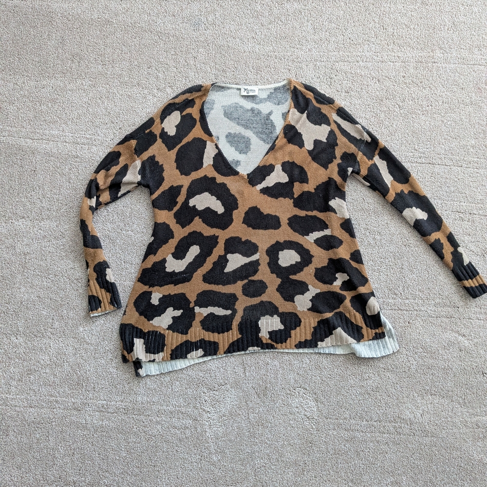 Show Me Your MuMu Brown and Black V-Neck Sweater